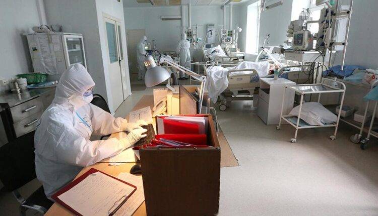 Число умерших от коронавируса в Москве превысило 300