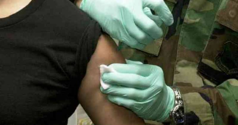 Парламент Дании принял закон о насильственной вакцинации против коронавируса