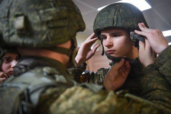 Под Москвой военные тренировались отражать нападения преступников