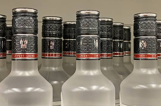 В Минздраве оценили ситуацию с потреблением россиянами алкоголя на самоизоляции
