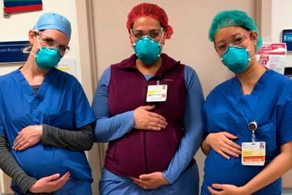 Три врача одновременно забеременели и продолжили борьбу с коронавирусом