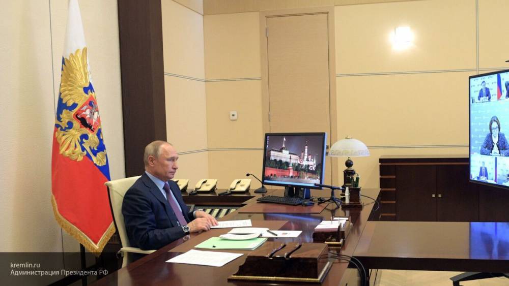 Путин проведет онлайн-заседание с членами Совбеза РФ