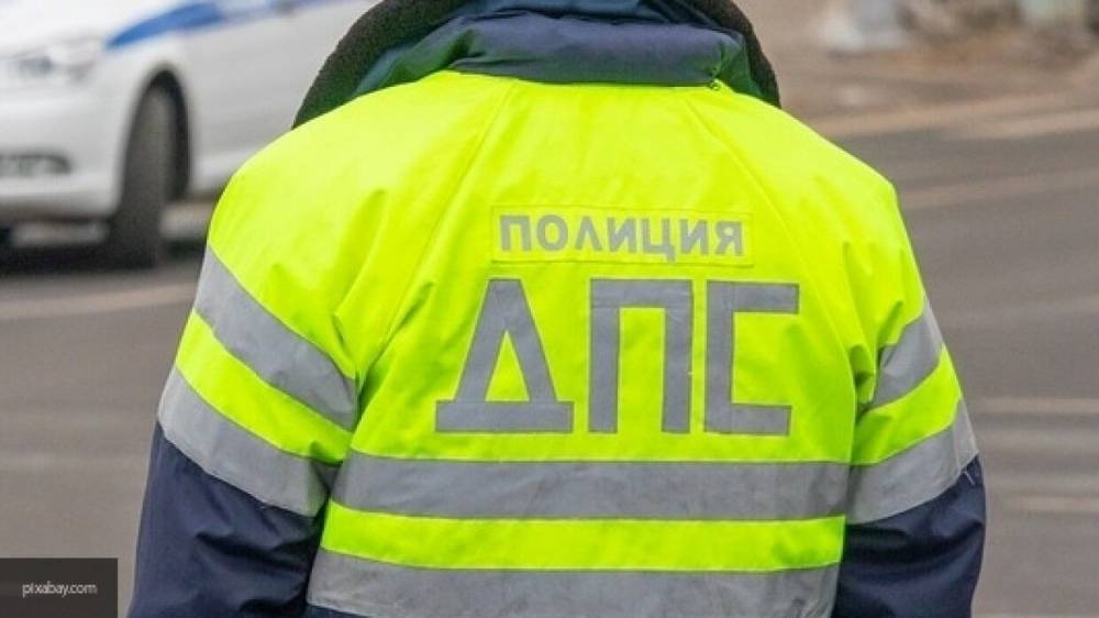 Лейтенант полиции Новосибирска спас пассажиров из горящего автобуса