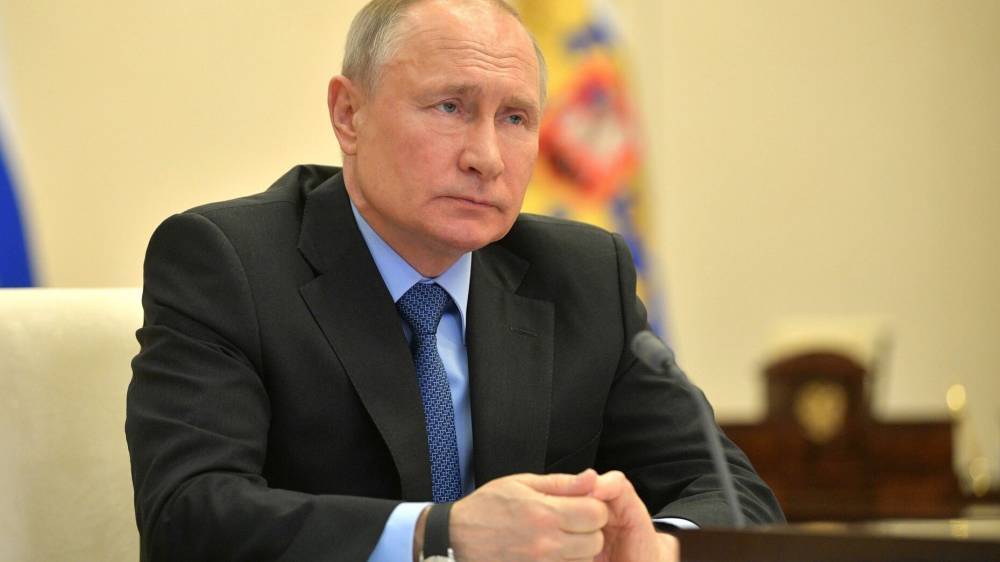 Путин призвал регионы принимать взвешенные решения по работе автопредприятий