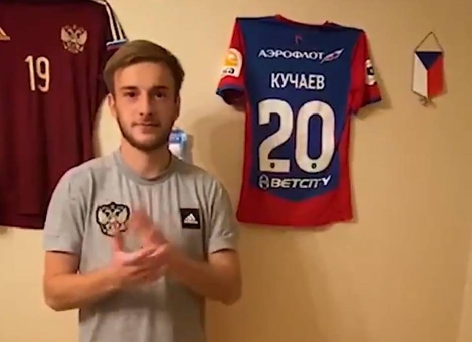 Российские футболисты записали трогательное видео в благодарность врачам