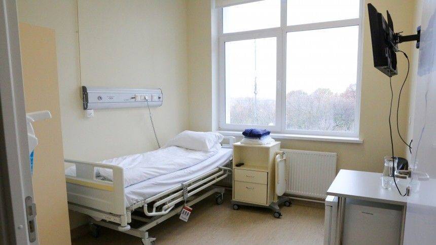 В Петербурге дополнительно развернут 5,5 тысячи коек для пациентов с COVID-19