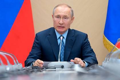 Путин призвал власти, бизнес и НКО выступить единым фронтом против коронавируса