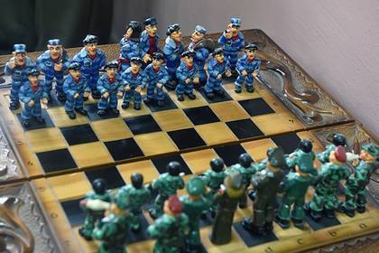 Полковника ФСИН заподозрили в краже сделанных осужденными шахмат