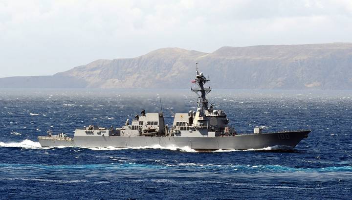 Вспышка COVID-19 зафиксирована на еще одном корабле ВМС США