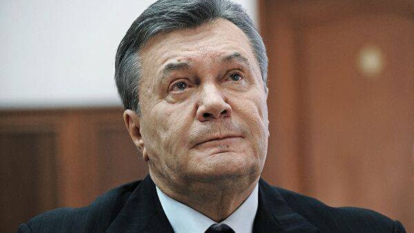 Януковича вызвали к следователю