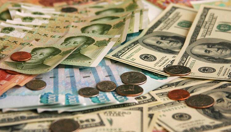ЦБ продал на рынке рекордную сумму валюты для поддержки рубля на 23 миллиарда рублей
