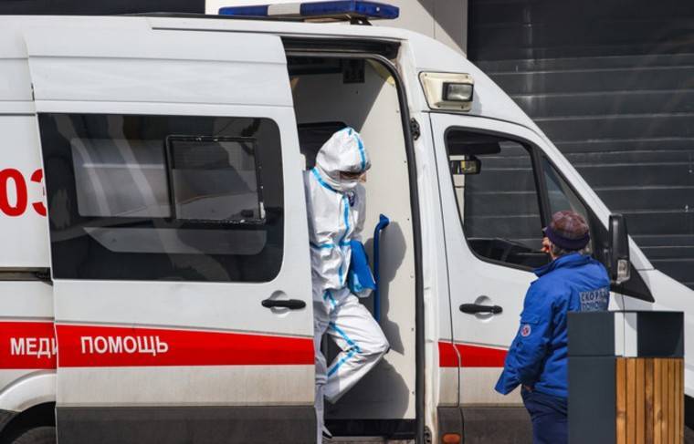 Одиннадцать сотрудников скорой помощи заразились коронавирусом в Находке