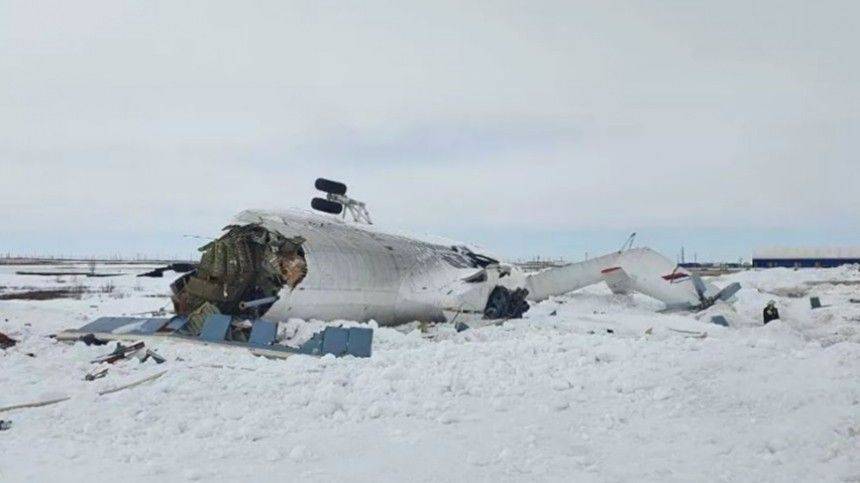 Жесткой посадке Ми-26 на Ямале предшествовала вибрация правого двигателя