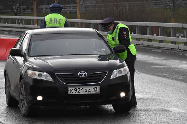 Московская ГАИ задержала 130 находившихся на карантине водителей за месяц