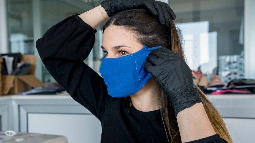 Физики из США определили эффективность самодельных масок