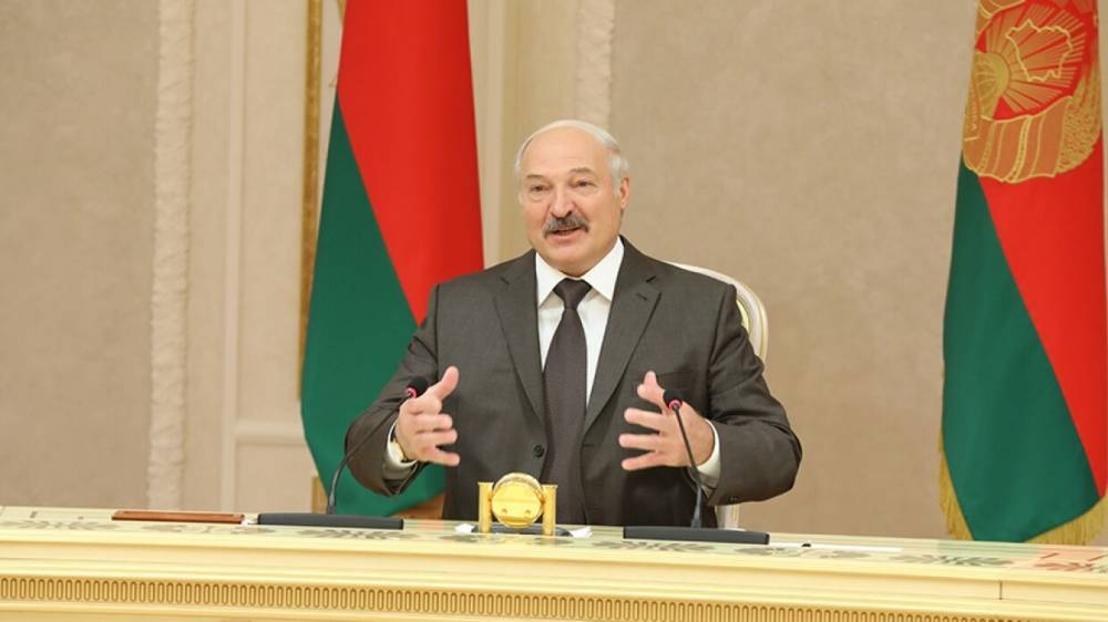 Лукашенко назвал пандемию коронавируса «божьим наказанием» для людей