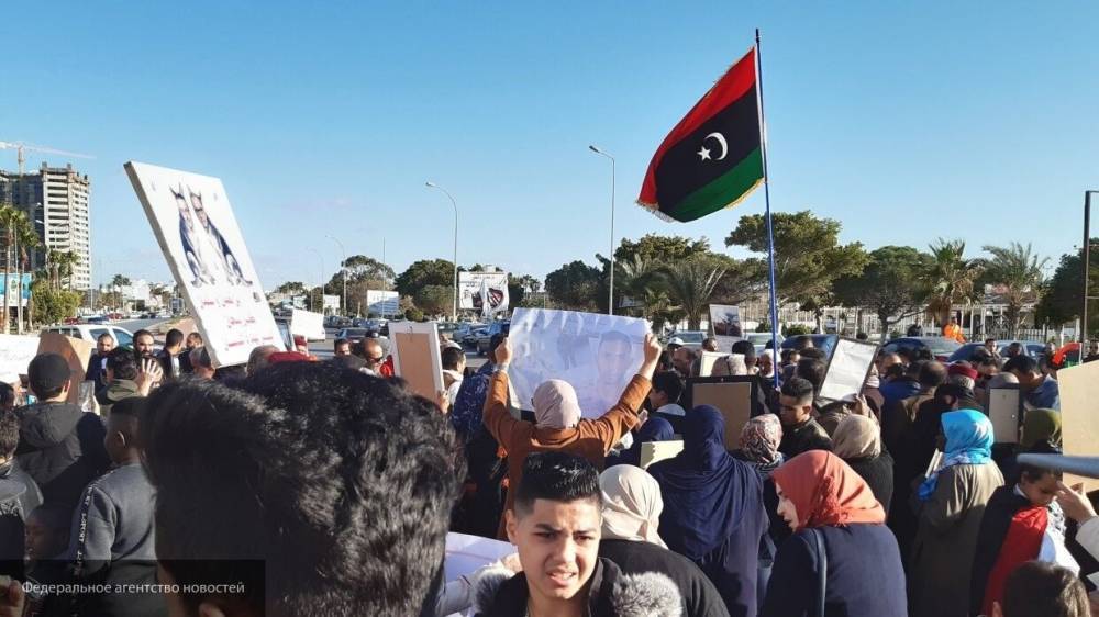 Жители Бенгази показали поддержку ЛНА, выйдя на митинг