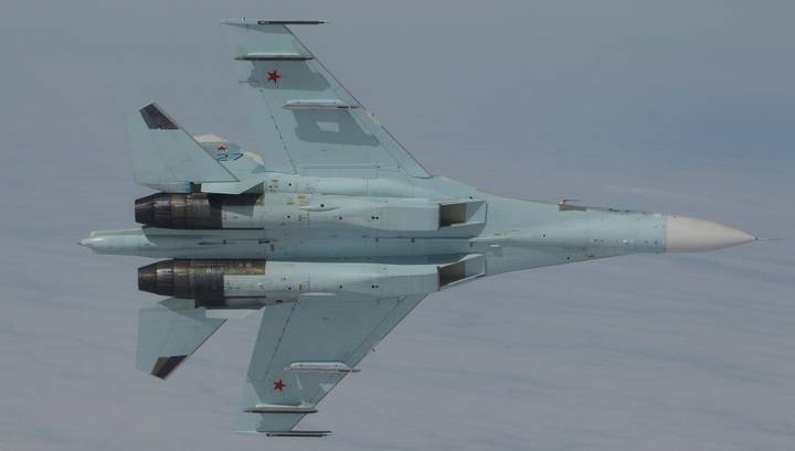 Российские Су-27 сопроводили бельгийский F-16