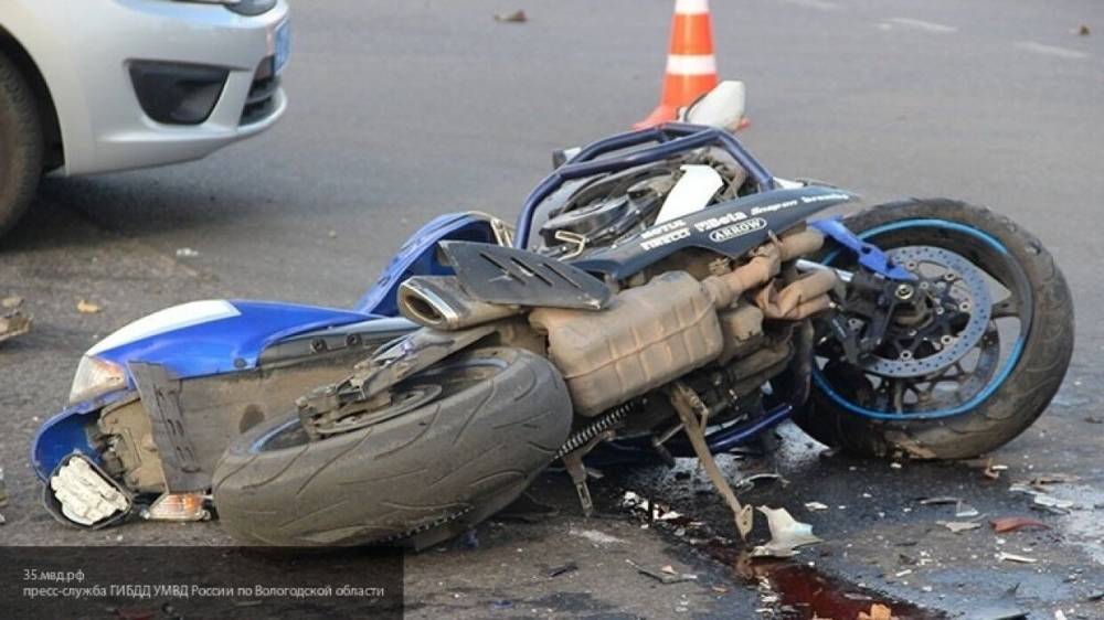 Мотоциклист погиб в ДТП с грузовиком в Ярославской области