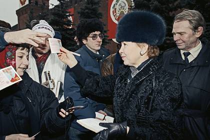 Почему жену Горбачева обожали французские дизайнеры и недолюбливали советские женщины