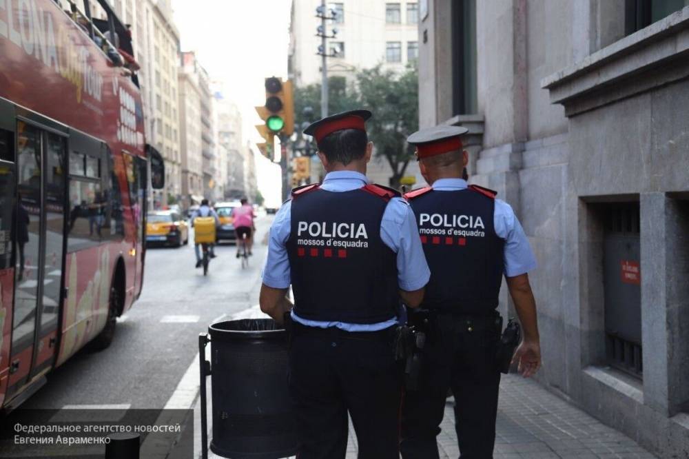 Премьер-министр Испании дал разрешение гражданам выходить на прогулки со 2 мая