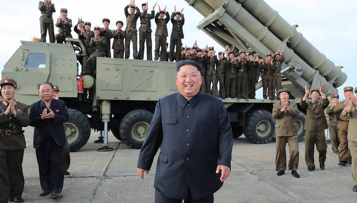 Государственное радио КНДР рассказало, чем занимается Ким Чен Ын