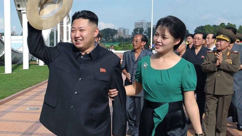 Японские СМИ сообщили, что у оперировавшего Ким Чен Ына хирурга тряслись руки