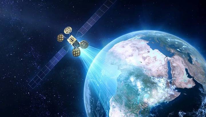 Командующий Космическими силами США: иранский спутник - это кувыркающаяся веб-камера