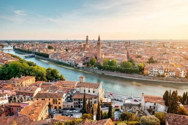 Италия будет закрыта для туристов до конца 2020 года