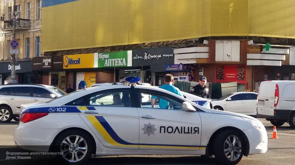 Неизвестные подорвали отделение банка под Киевом
