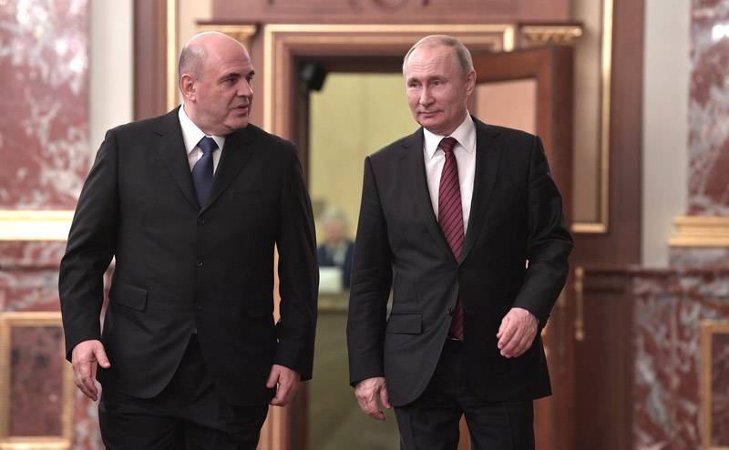 В Кремле похвалили Мишустина и его правительство за работу в тяжёлых условиях