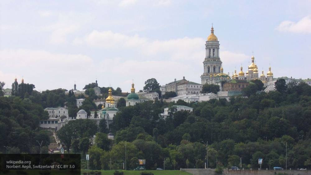 УПЦ назвала число заразившихся священнослужителей в Киево-Печерской лавре
