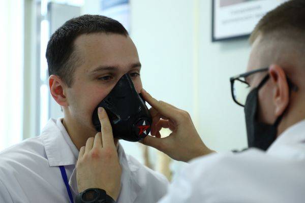 В России создали многоразовые анатомические маски для военных и врачей