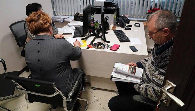 Численность безработных в России может вырасти в шесть раз