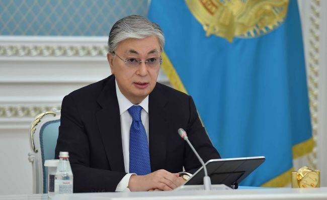 Токаев продлил режим ЧП в Казахстане до 11 мая, но будут смягчения