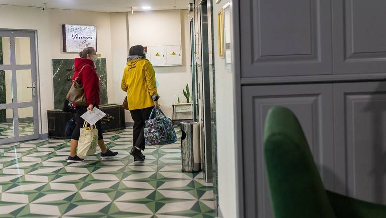 В Тюменских отелях разместили 400 сотрудников госпиталей