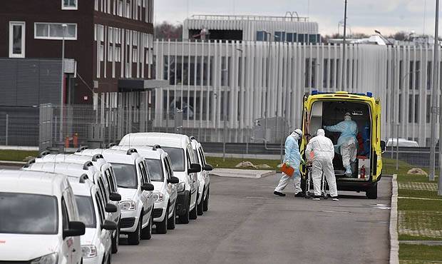 Десятки медсестер уволились из больницы в Коммунарке из-за недовольства условиями работы