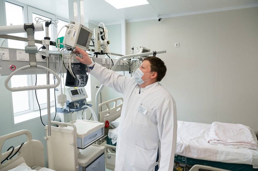 Больницам в регионах отправят оборудования на 100 миллионов рублей