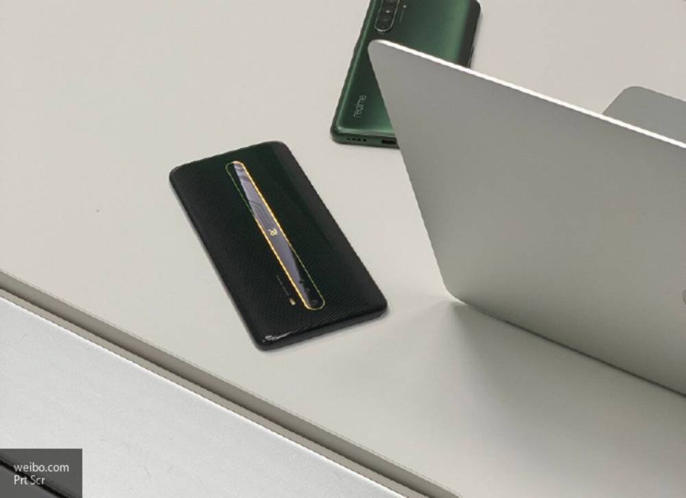 Realme показал "уникальный дизайн" нового смартфона