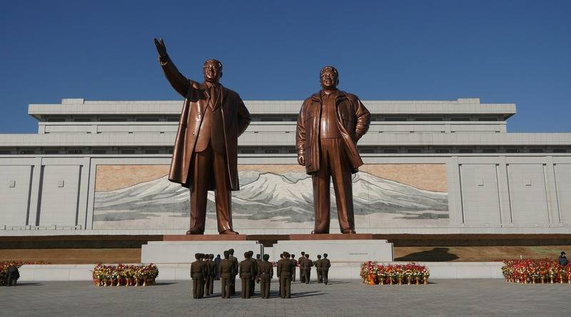 В Северной Корее люди в панике скупают продукты на фоне сообщений о смерти Ким Чен Ына