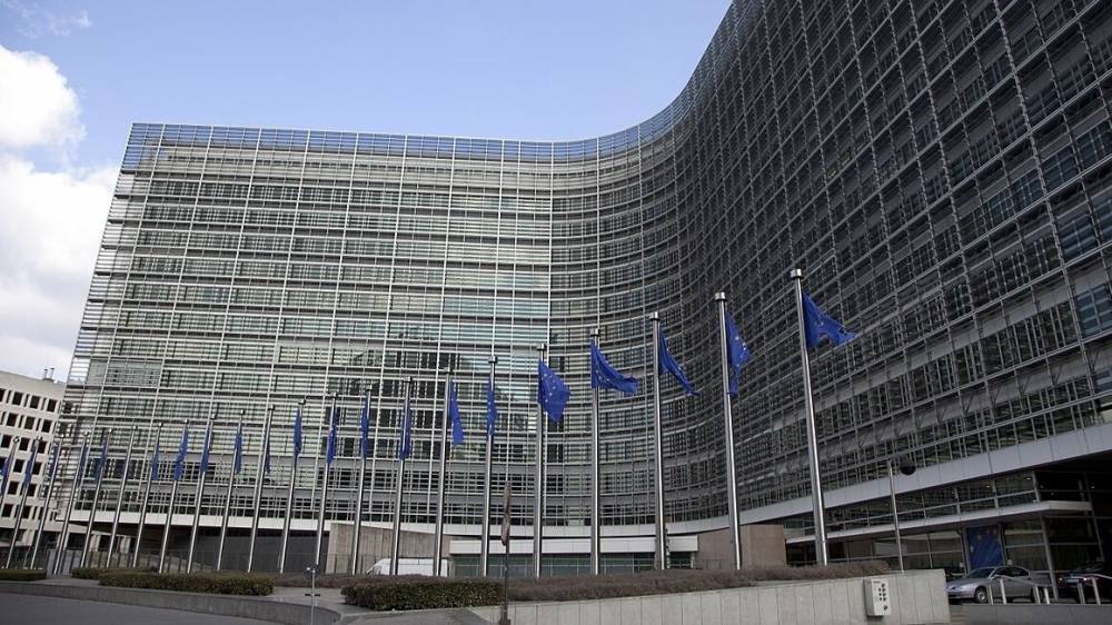 Политолог Почта заявил, что ЕС оказался беспомощным и заторможенным во время пандемии