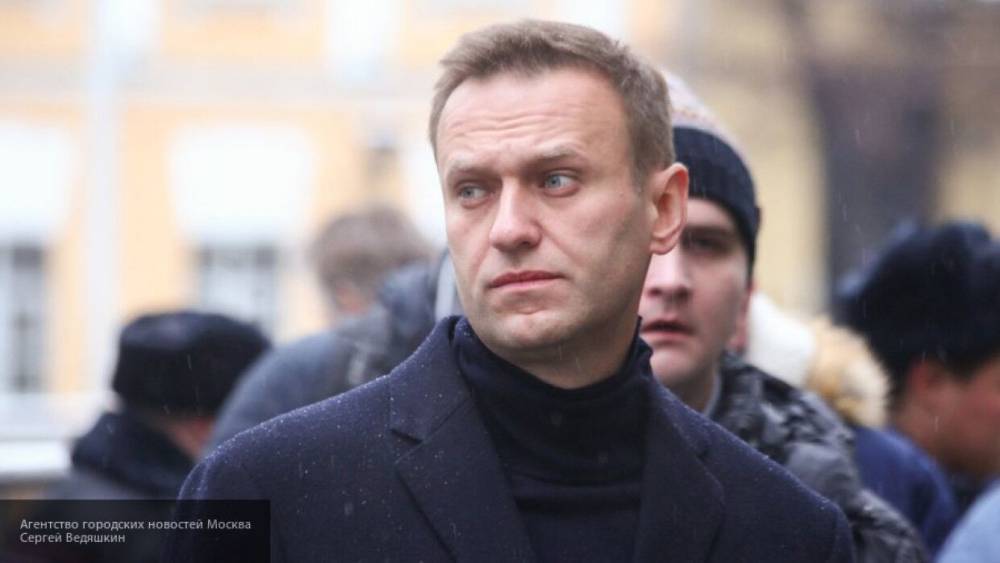 Гаспарян считает, что в истории с коронавирусным хостелом Навальный в очередной раз соврал