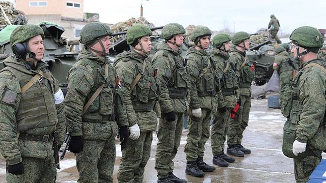 COVID-19 обнаружен у 901 военного и 254 человек гражданского персонала ВС РФ