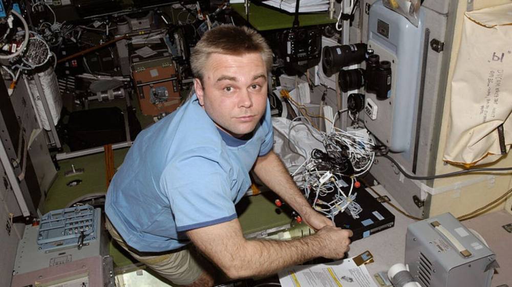 Космонавт Сураев пристыдил астронавта США, дурачившегося на МКС