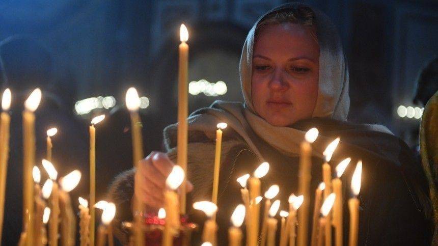 Как молиться за усопших родных на самоизоляции в Радоницу?