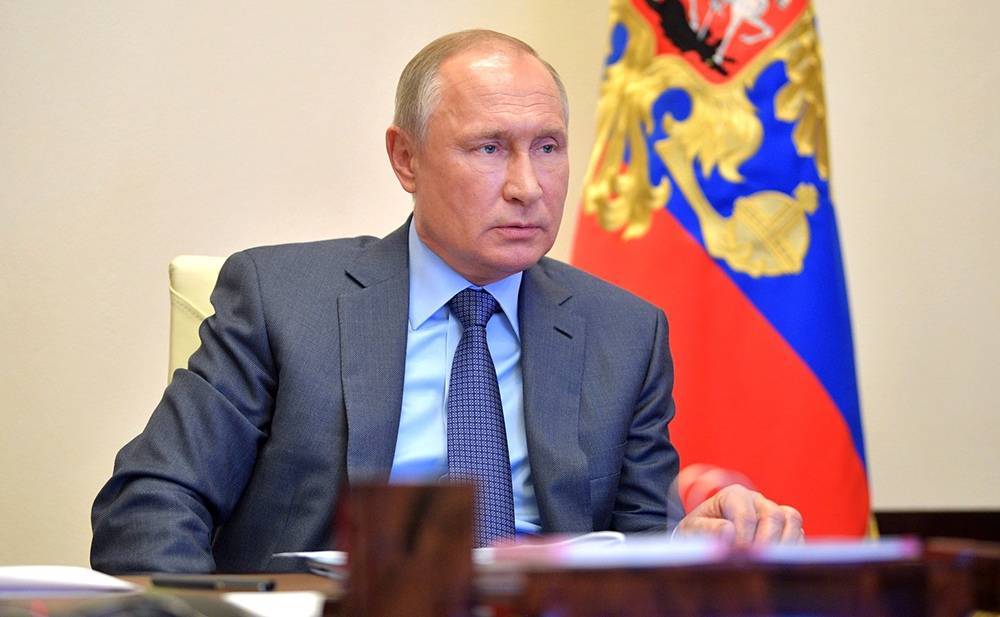 Путин сегодня выступит с обращением из-за коронавируса