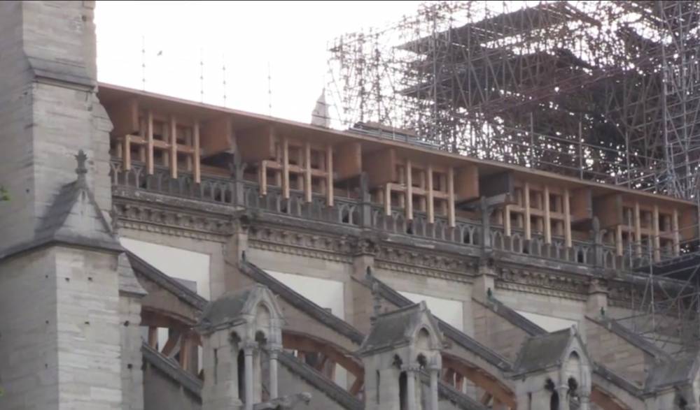 Видео возобновления реконструкции Нотр-Дама появилось в Сети