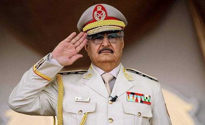 Маршал Хафтар объявил о переходе власти в Ливии к военным
