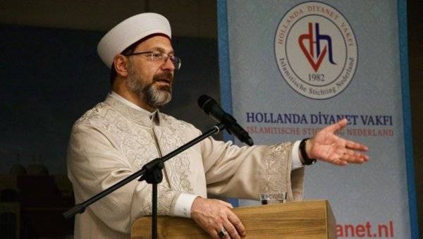 Амстердам шокирован пятничной молитвой в Турции: «Шёл бы ты в Голландию»