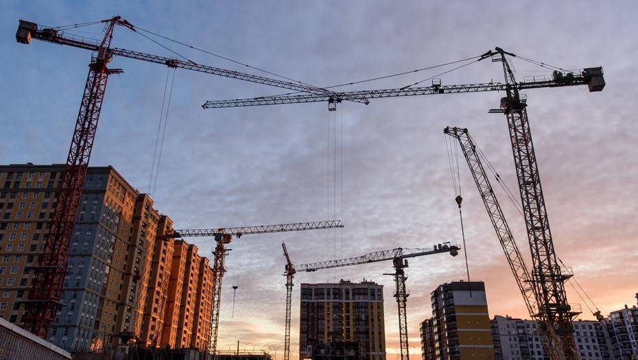 В реестр системообразующих предприятий вошли 12 строительных компаний из Петербурга